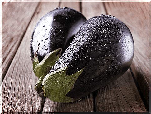 benefits of eggplant: to treat burns