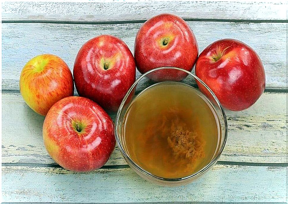 apple cider vinegar to fight fungus
