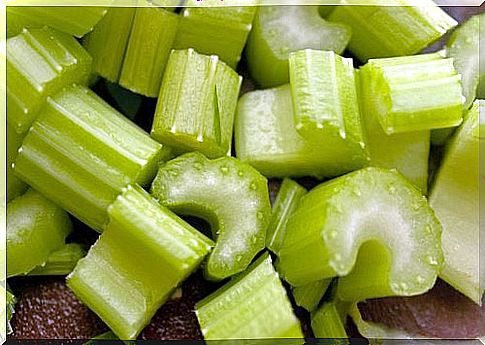 Purifying foods: celery, the great diuretic