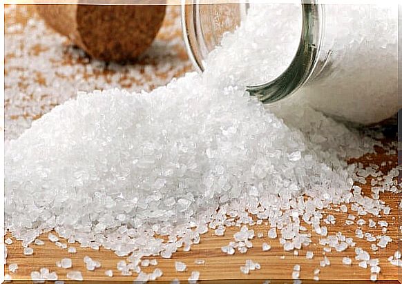 Salt to treat mouth ulcers.