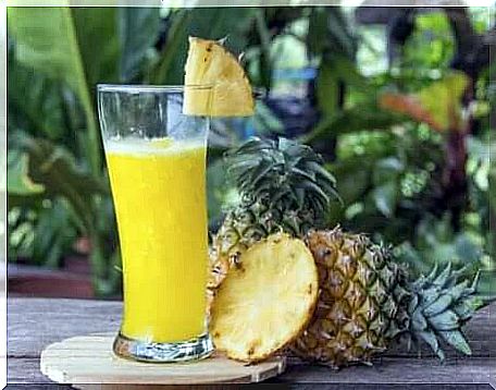 Pineapple smoothie 