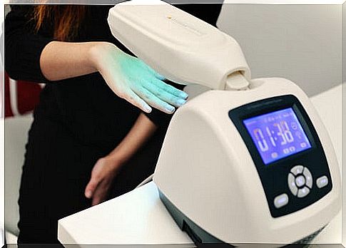 Treatment of psoriasis with phototherapy